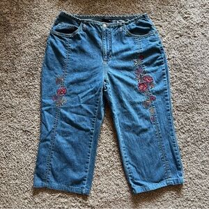 Sonoma Floral Embroidered Denim Capris